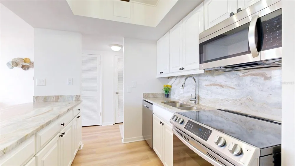 5396 GULF BOULEVARD #909 St Pete Beach, FL 33706
