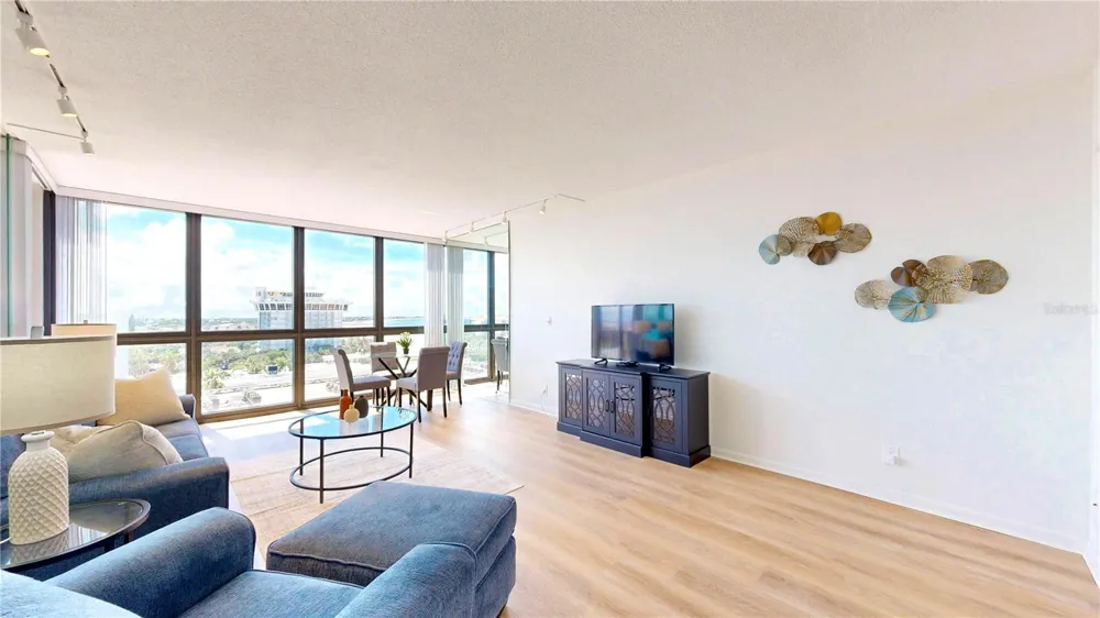 5396 GULF BOULEVARD #909 St Pete Beach, FL 33706