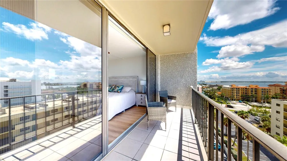 5396 GULF BOULEVARD #909 St Pete Beach, FL 33706