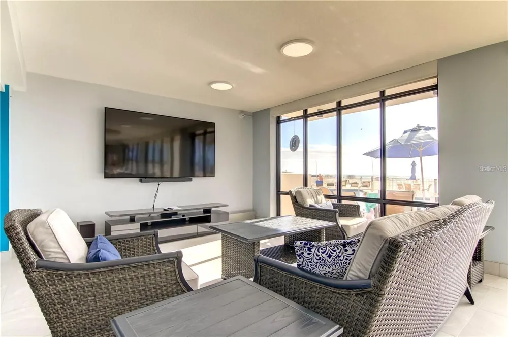 5396 GULF BOULEVARD #909 St Pete Beach, FL 33706