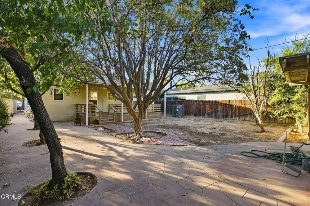 1525 Alta Vista Drive Bakersfield, CA 93305