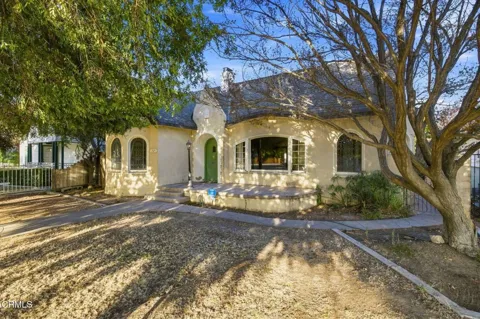 1525 Alta Vista Drive