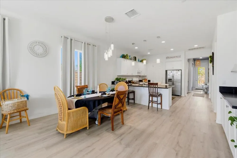44027 Triolo Way Indio, CA 92203