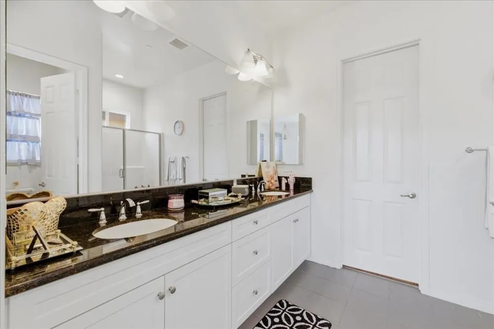 44027 Triolo Way Indio, CA 92203
