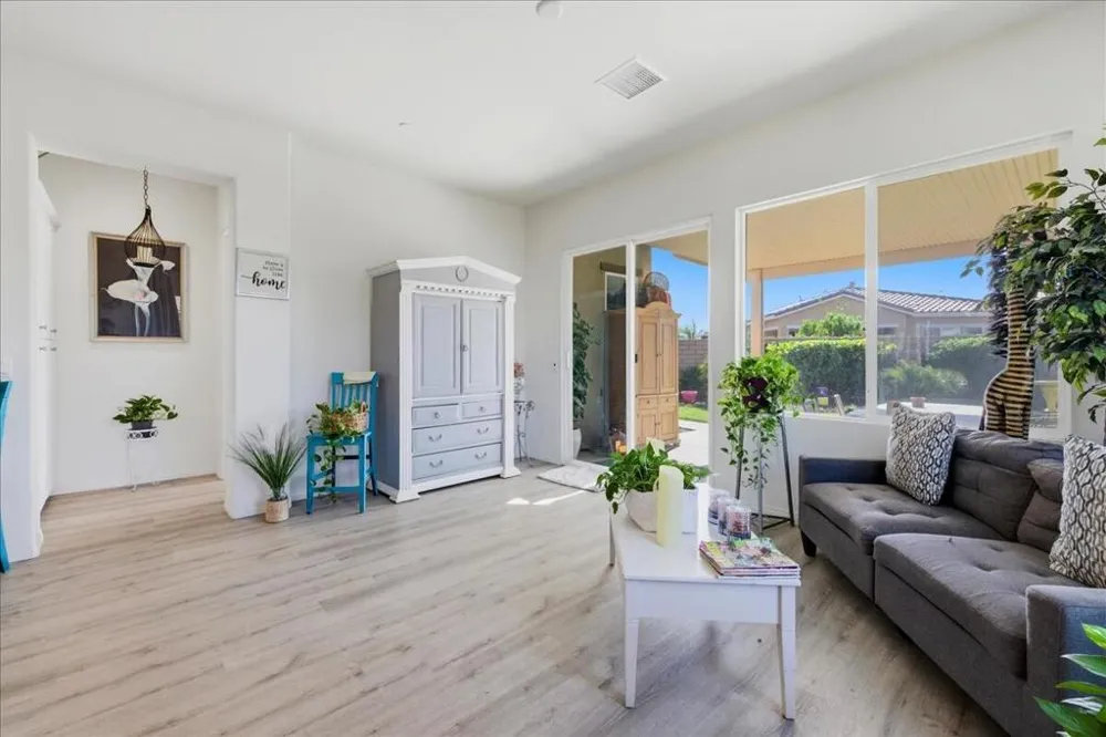 44027 Triolo Way Indio, CA 92203