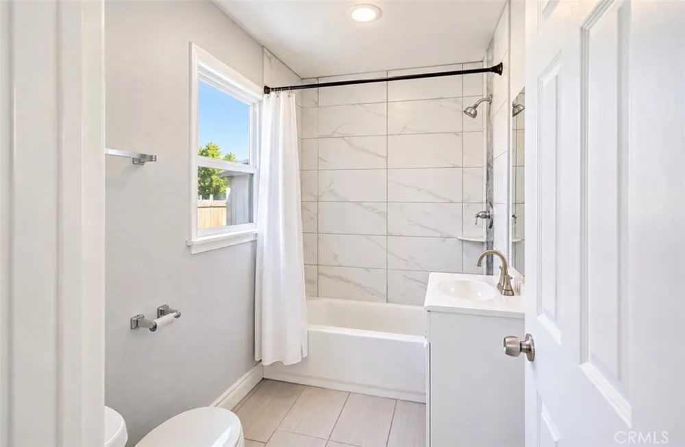 464 W 34th Street San Bernardino, CA 92405