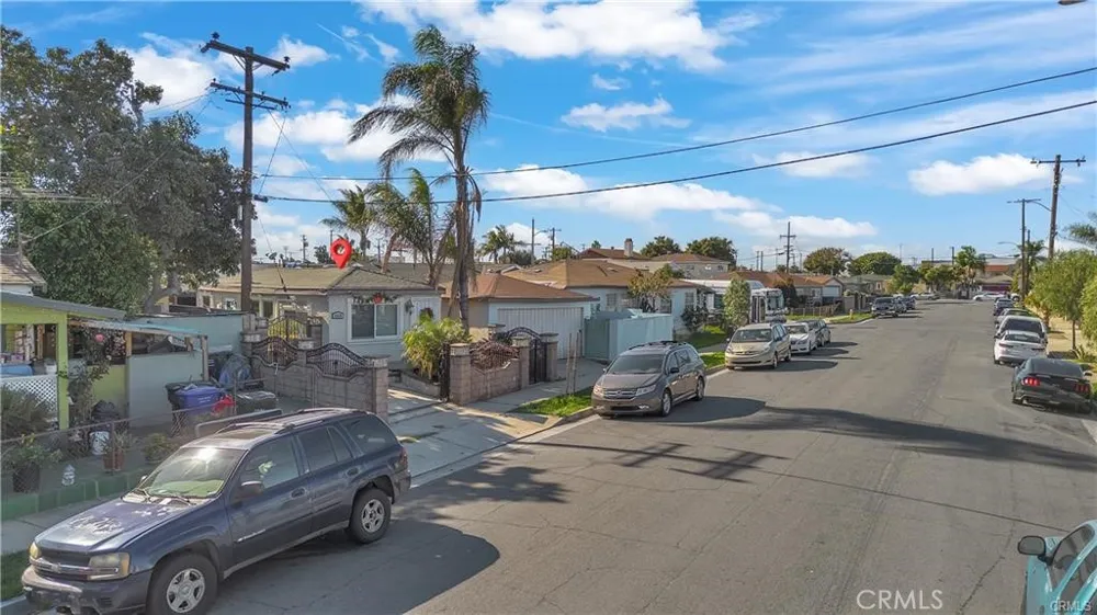 4610 Leonis Commerce, CA 90040