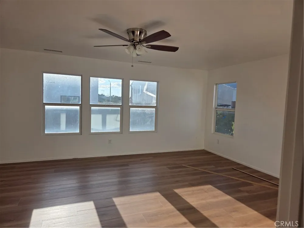 10266 Susan Hesperia, CA 92345