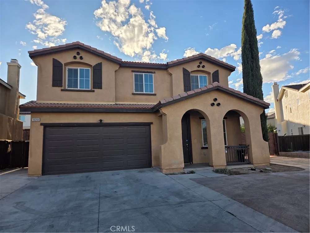 10266 Susan Hesperia, CA 92345