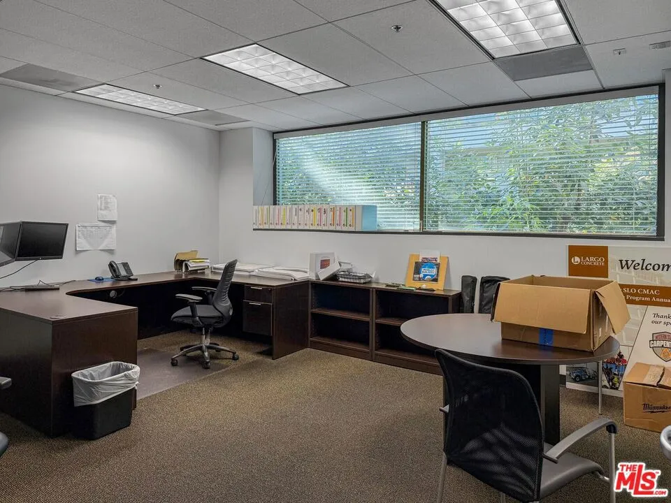 1100 S Flower Street #2200 Los Angeles, CA 90015