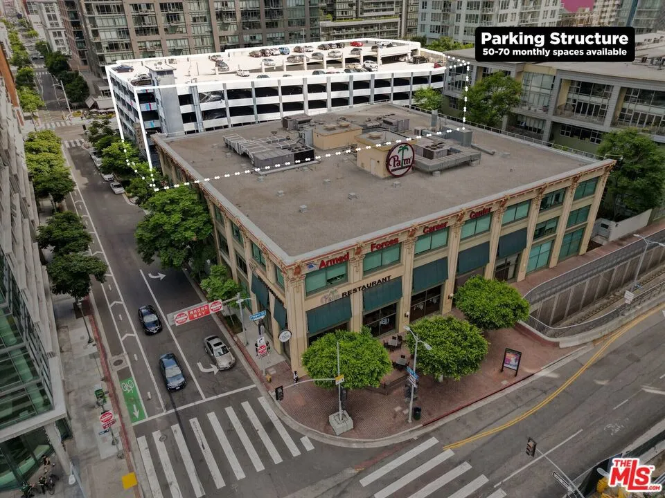 1100 S Flower Street #2200 Los Angeles, CA 90015
