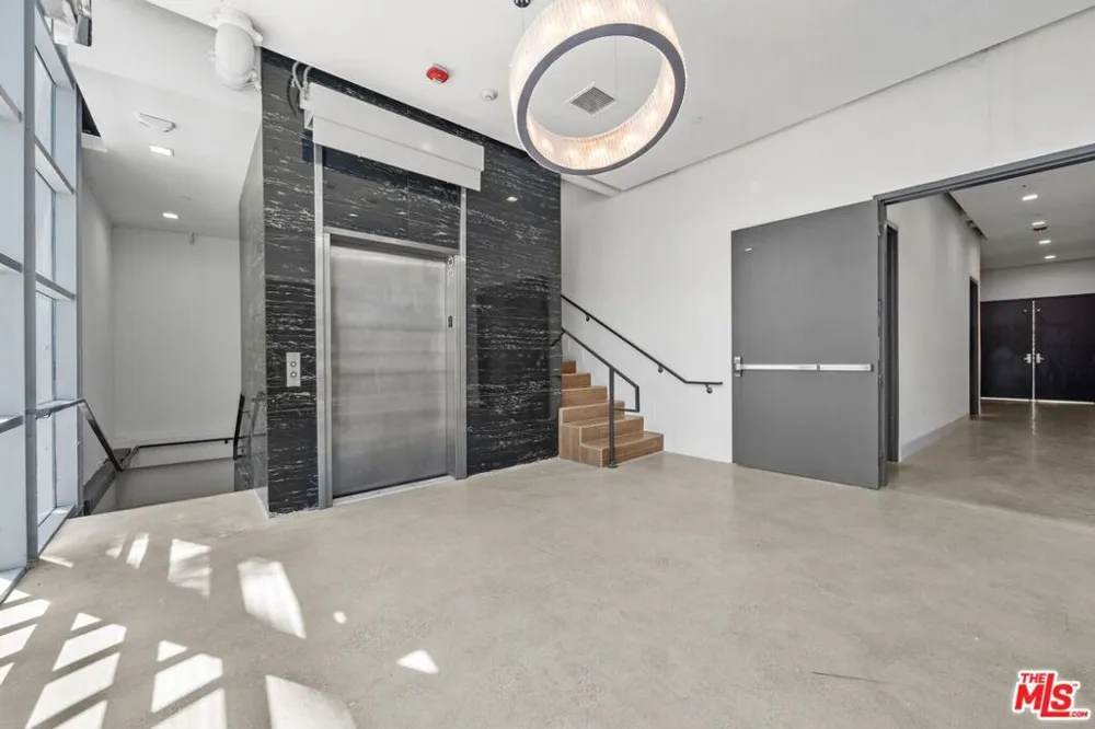 5963 Washington Boulevard Culver City, CA 90232