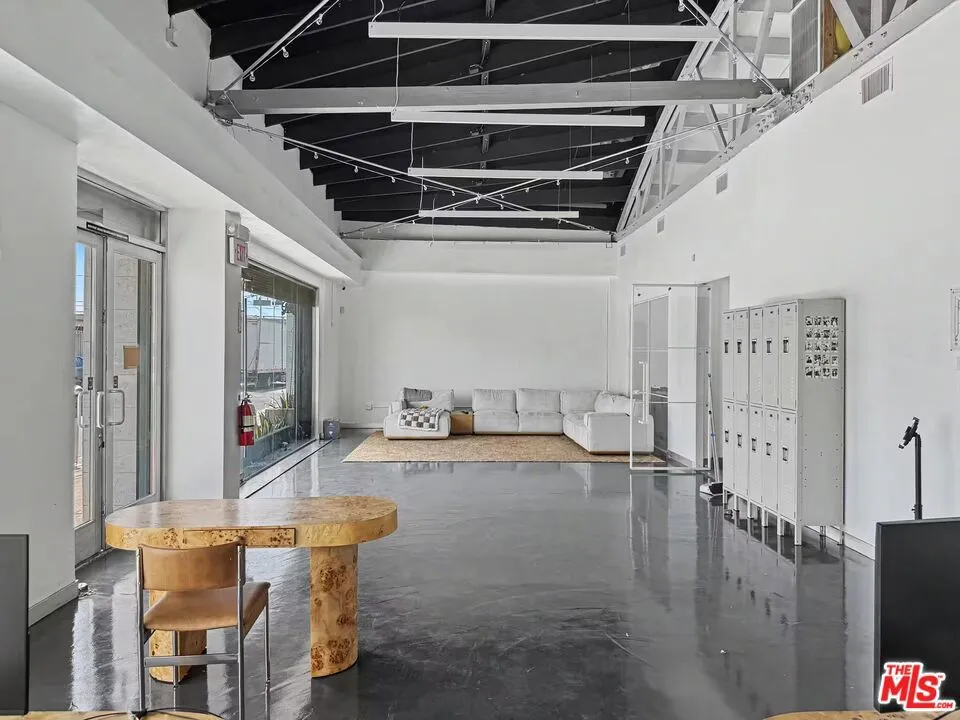 1507 Maple Avenue Los Angeles, CA 90015