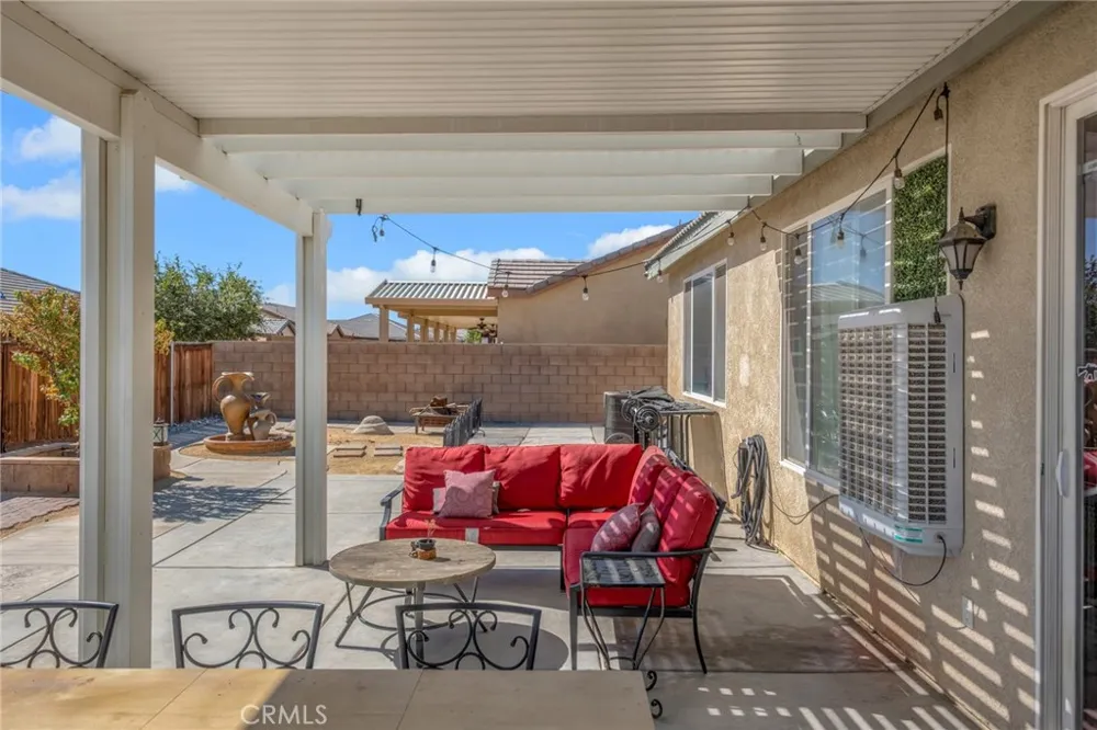 15643 Pilot Rock Way Victorville, CA 92394