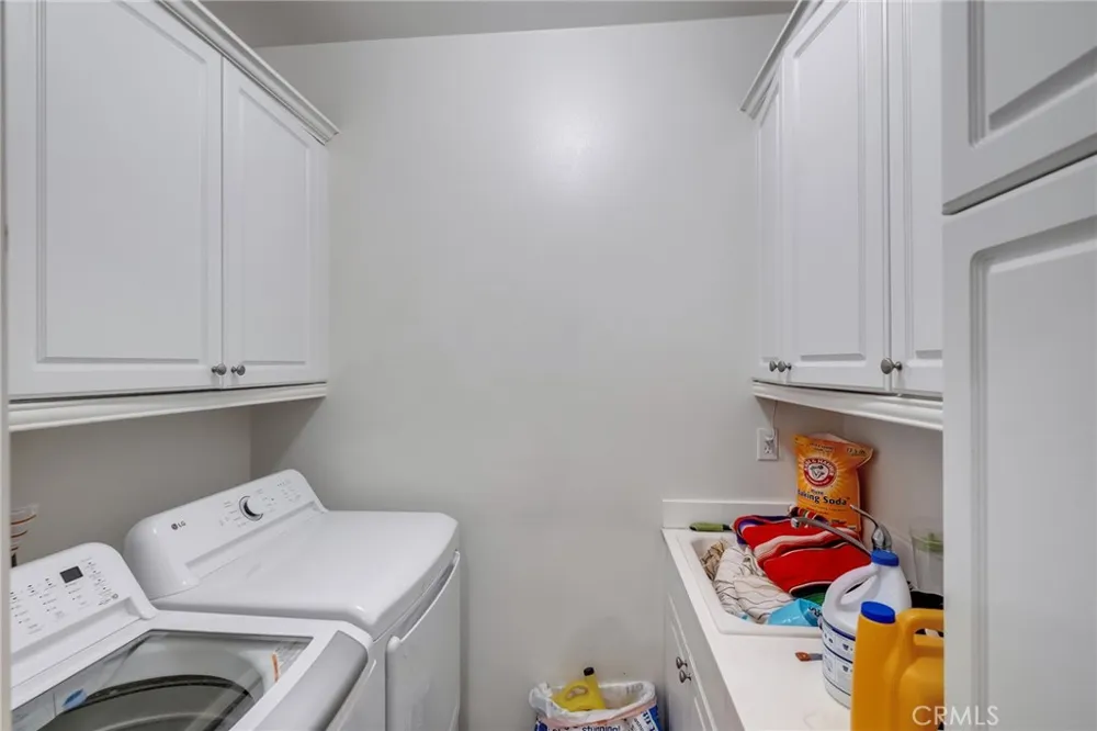15643 Pilot Rock Way Victorville, CA 92394