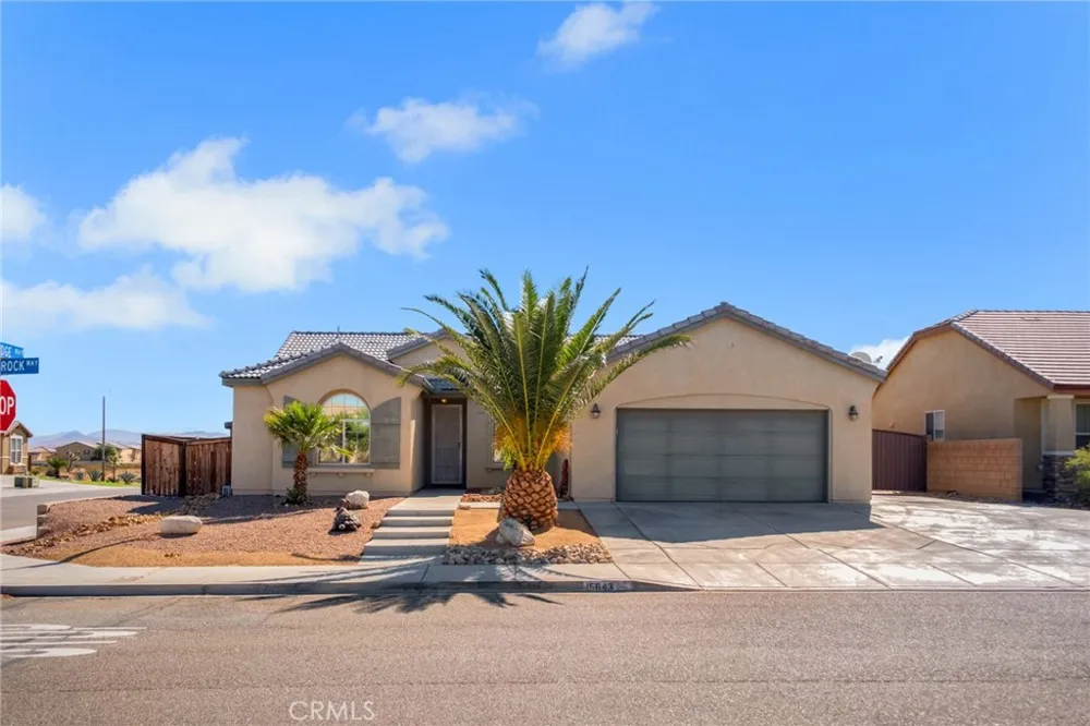15643 Pilot Rock Way Victorville, CA 92394