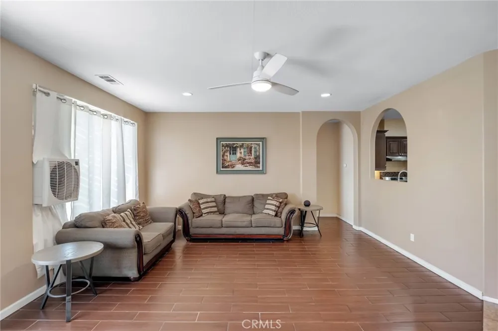 15643 Pilot Rock Way Victorville, CA 92394