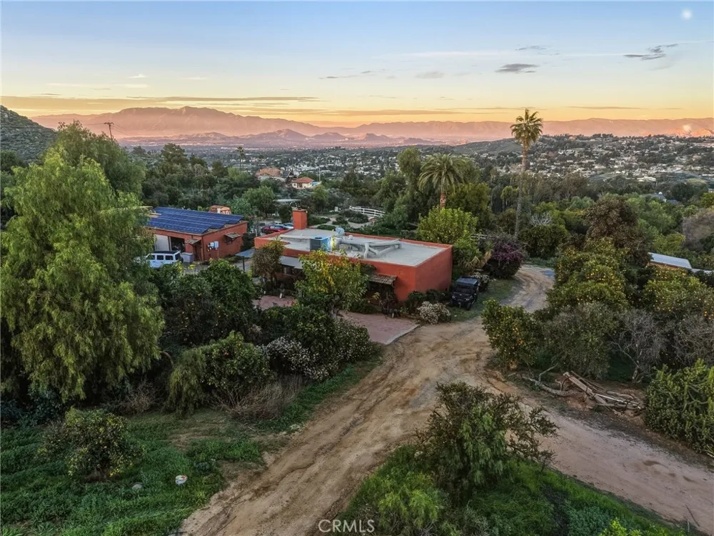 17575 Wicker Riverside, CA 92504