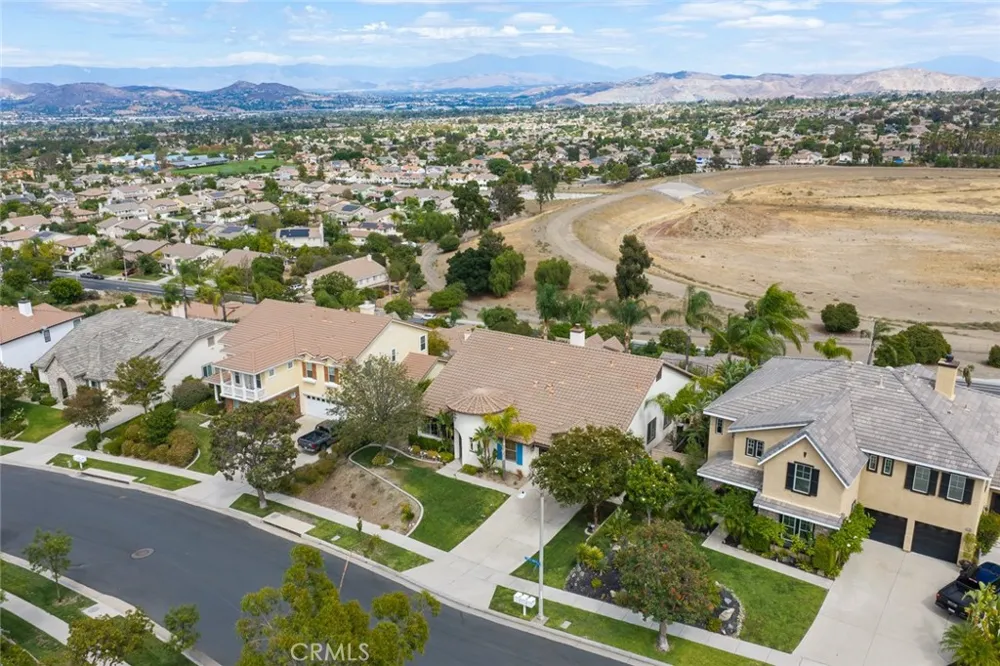 3165 Forest View Corona, CA 92882