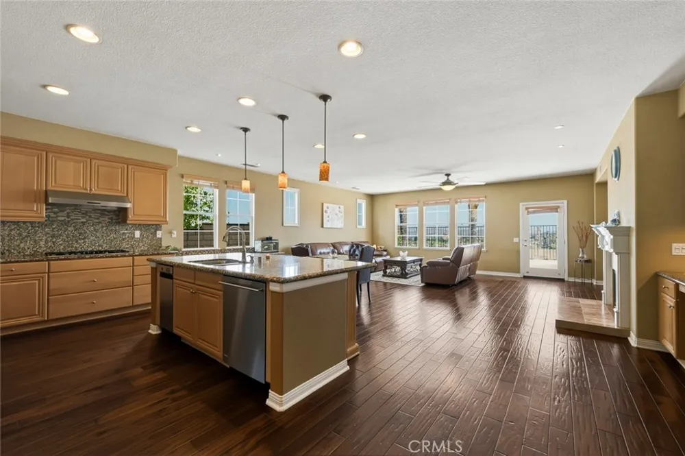 3165 Forest View Corona, CA 92882