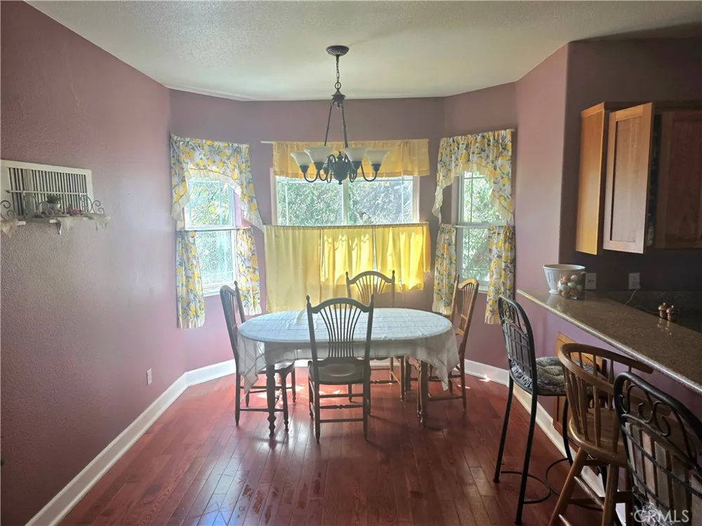 18817 dove crt. Hidden Valley Lake, CA 95467