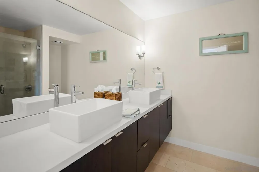 8 Antigua Ct Coronado, CA 92118