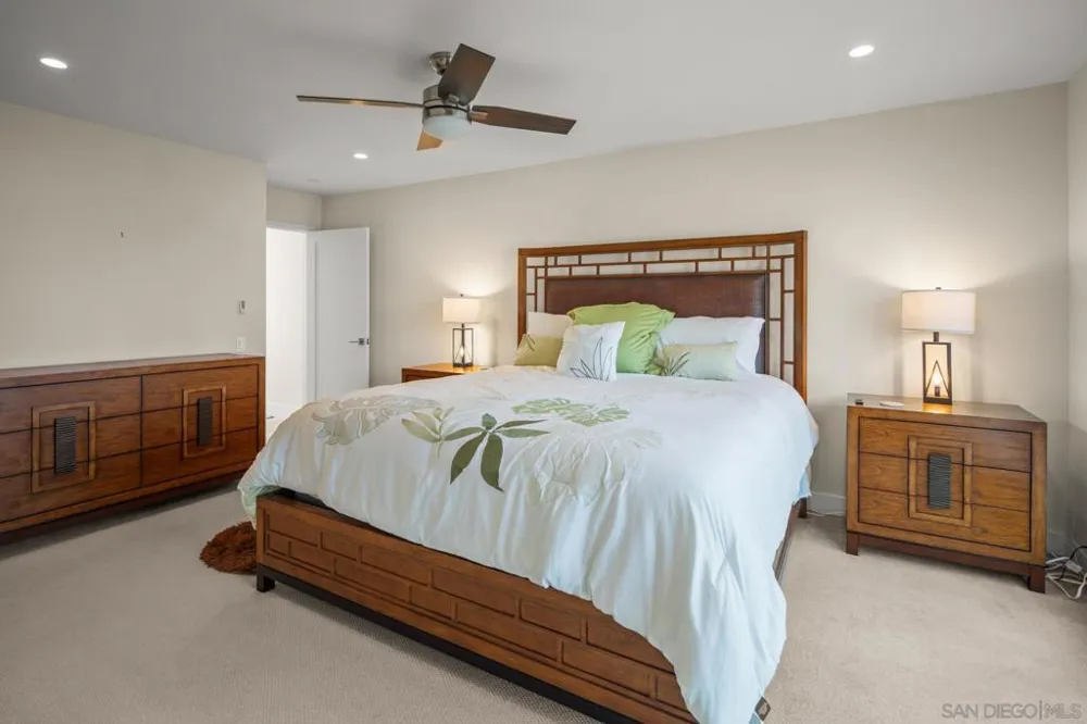 8 Antigua Ct Coronado, CA 92118