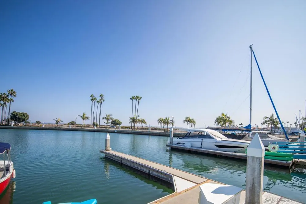 8 Antigua Ct Coronado, CA 92118