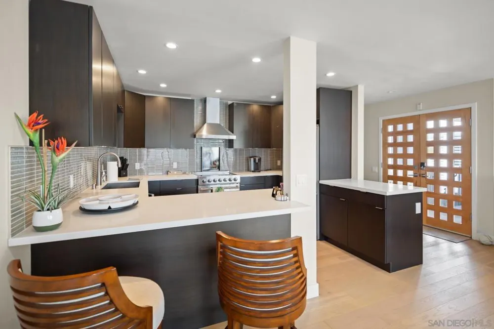 8 Antigua Ct Coronado, CA 92118