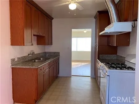 8839 Elm Avenue Temple City, CA 91780