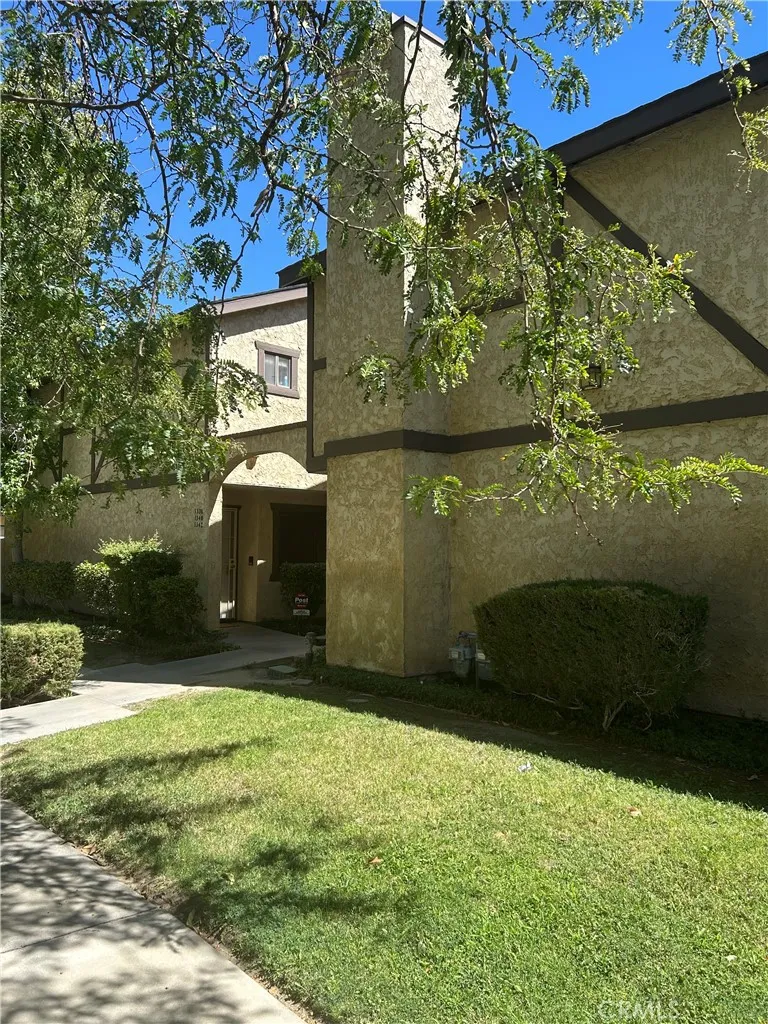 1340 W Avenue J4 Lancaster, CA 93534