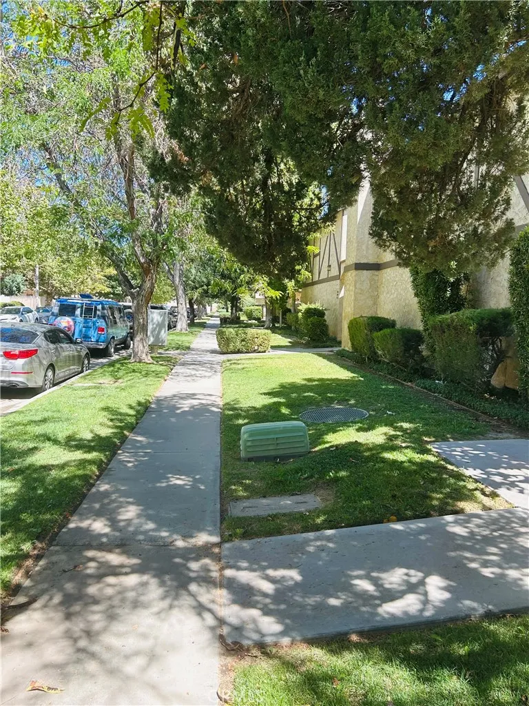 1340 W Avenue J4 Lancaster, CA 93534