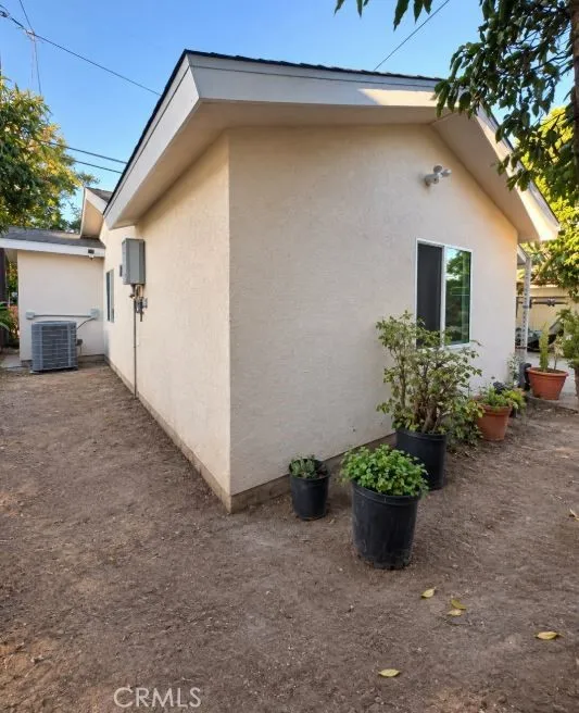 5843 Lanto St Bell Gardens, CA 90201