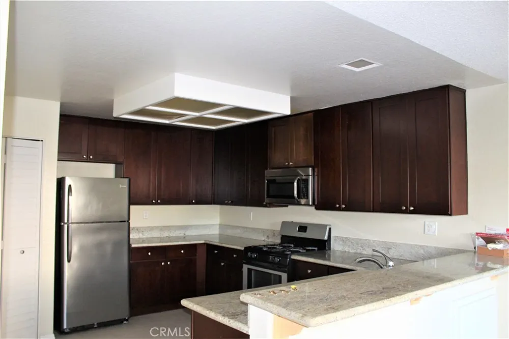 42 Columbia #11 Irvine, CA 92612