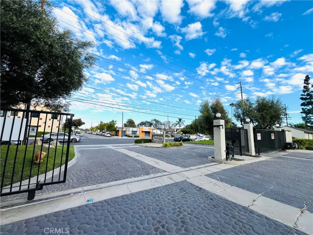 21321 Norwalk Boulevard #147 Hawaiian Gardens, CA 90716
