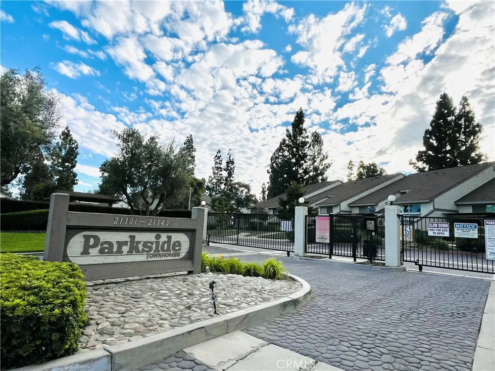 21321 Norwalk Boulevard #147 Hawaiian Gardens, CA 90716