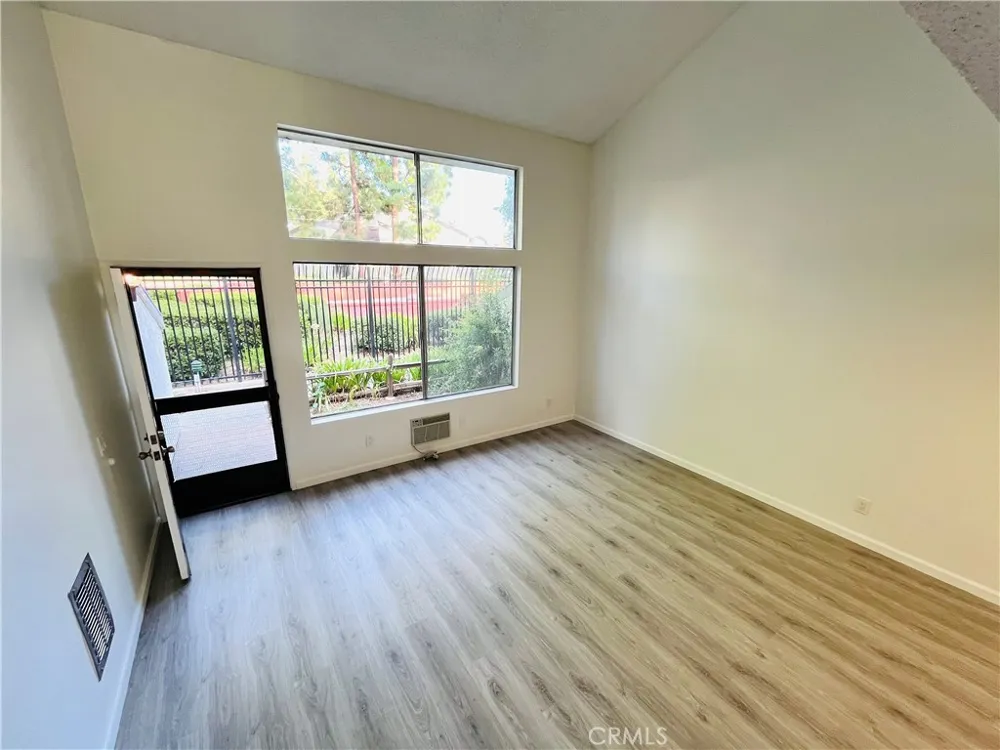 21321 Norwalk Boulevard #147 Hawaiian Gardens, CA 90716
