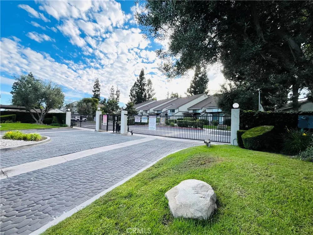 21321 Norwalk Boulevard #147 Hawaiian Gardens, CA 90716