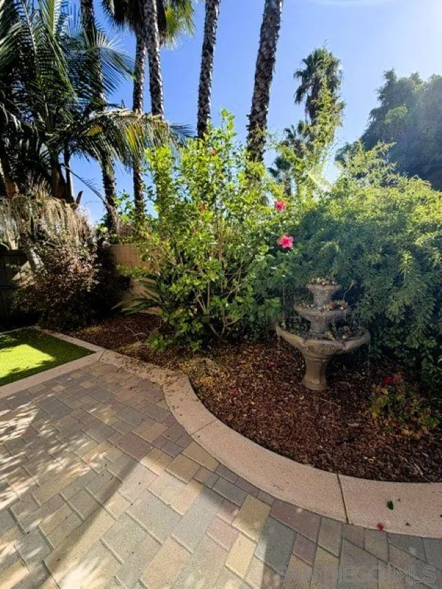 2019 Stargazer Ln Vista, CA 92084