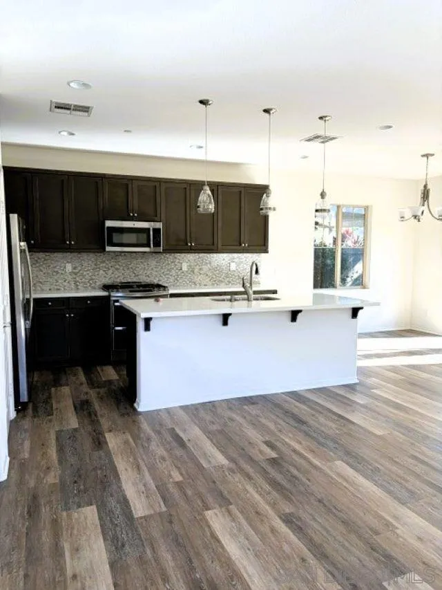 2019 Stargazer Ln Vista, CA 92084