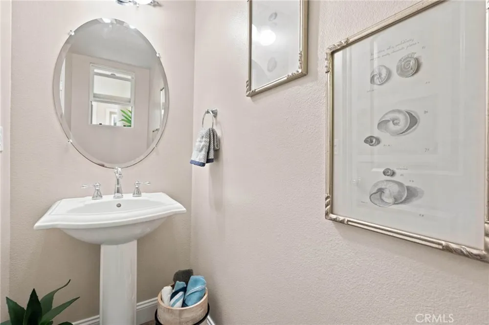 7244 Lisamarie Court Huntington Beach, CA 92648