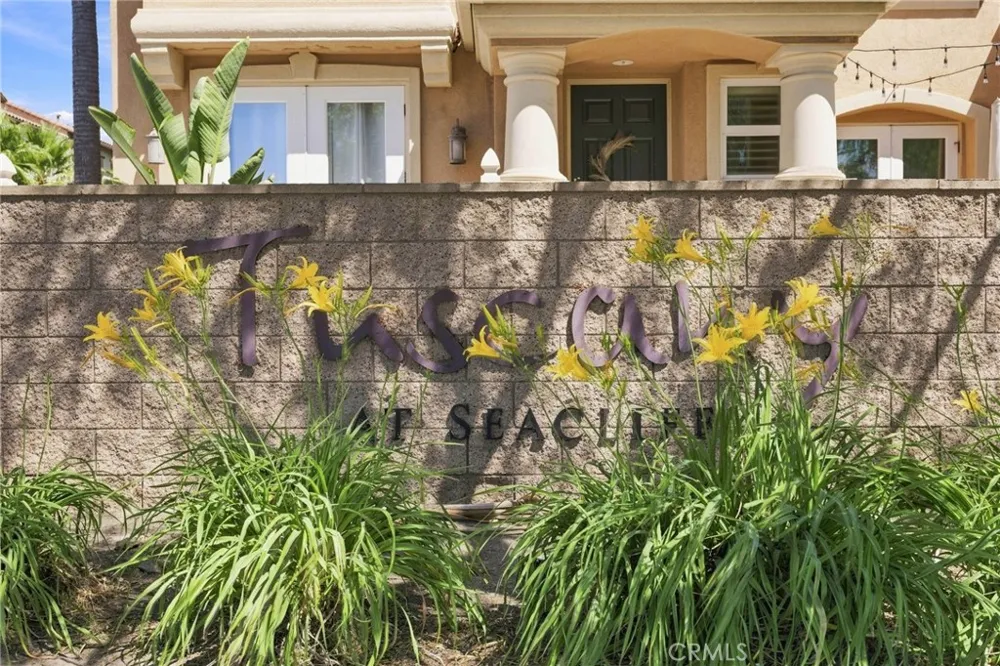 7244 Lisamarie Court Huntington Beach, CA 92648