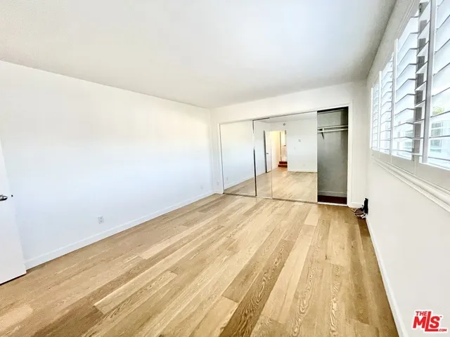 917 2nd Street #305 Santa Monica, CA 90403