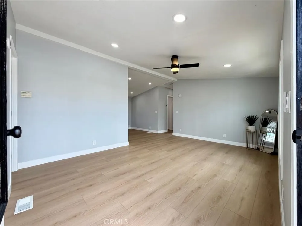 301 Duke lane #16 Santa Ana, CA 92704