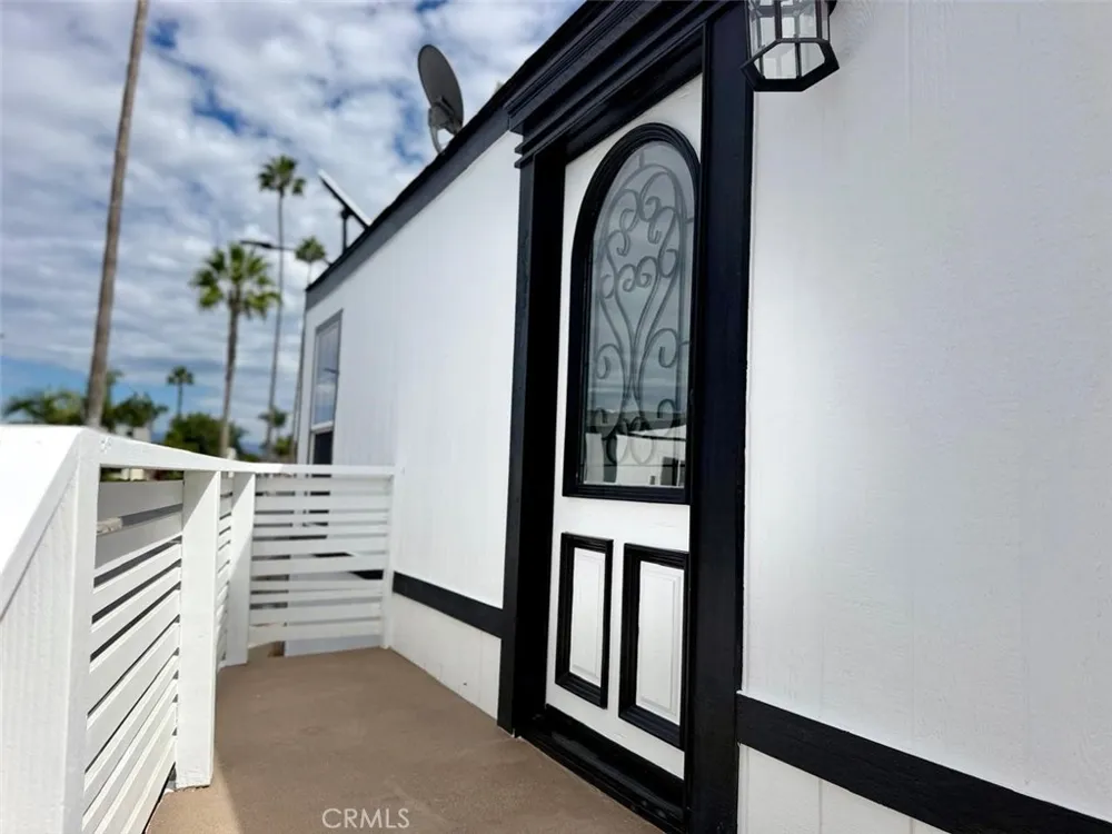 301 Duke lane #16 Santa Ana, CA 92704
