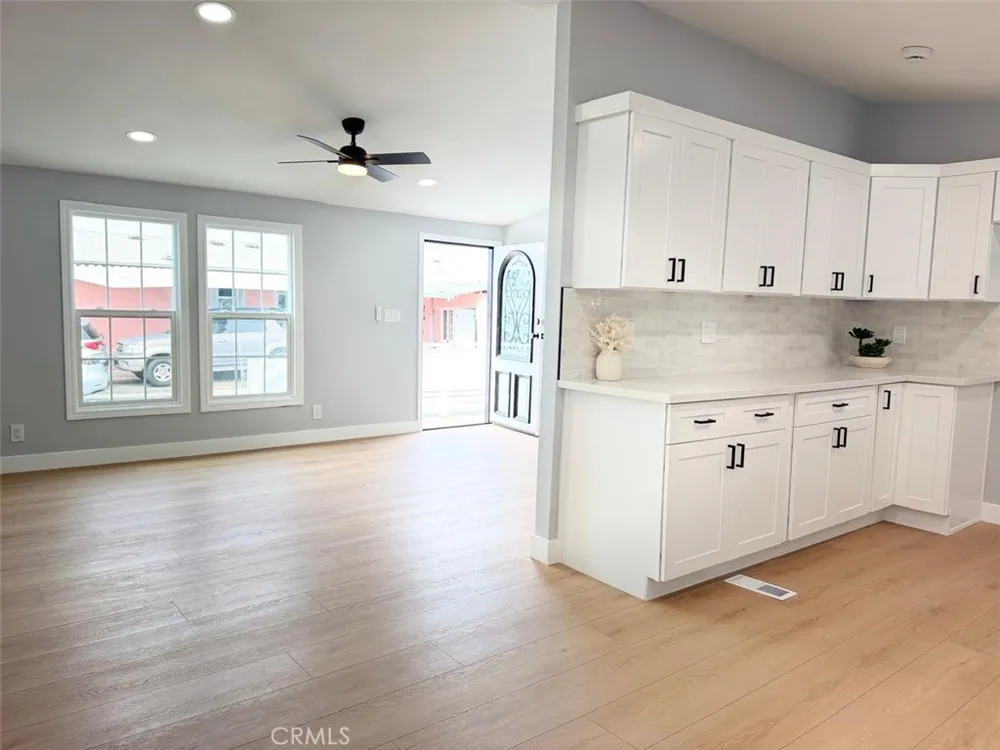 301 Duke lane #16 Santa Ana, CA 92704