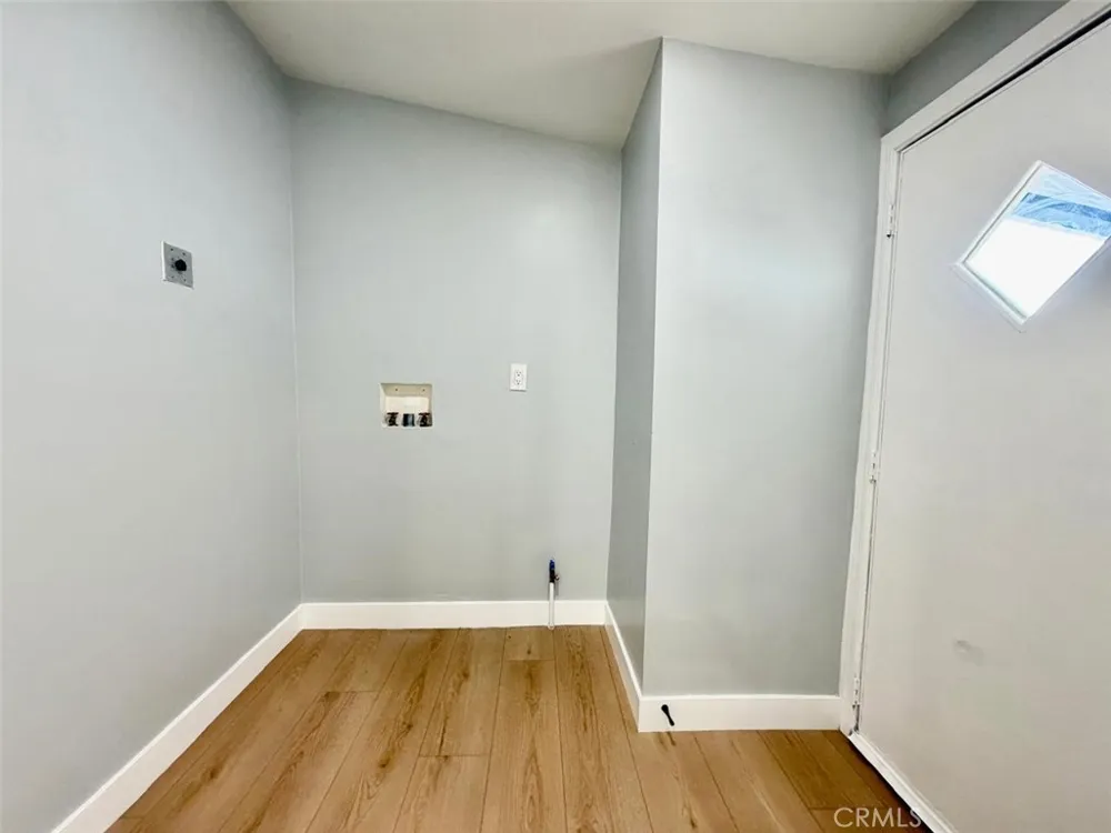 301 Duke lane #16 Santa Ana, CA 92704