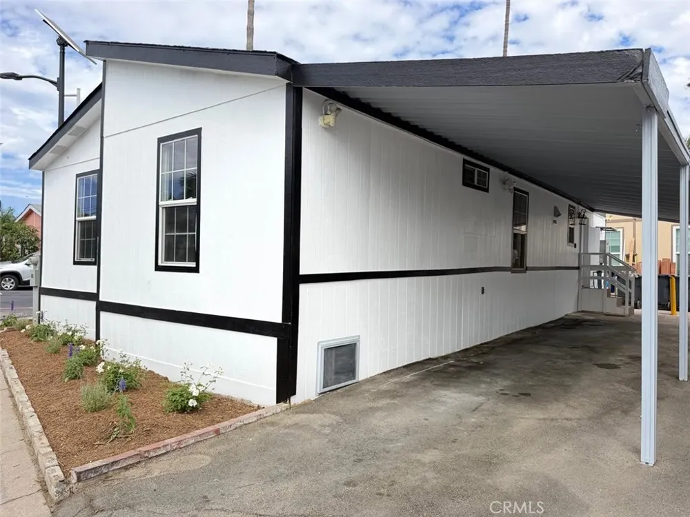 301 Duke lane #16 Santa Ana, CA 92704