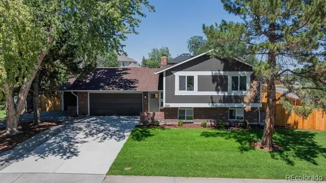 7019 W Portland Avenue Littleton, CO 80128