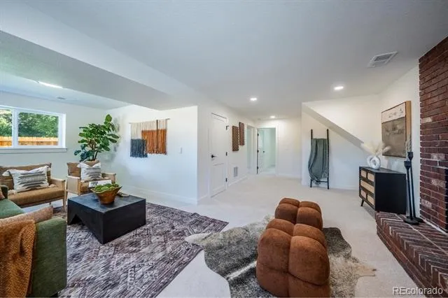 7019 W Portland Avenue Littleton, CO 80128